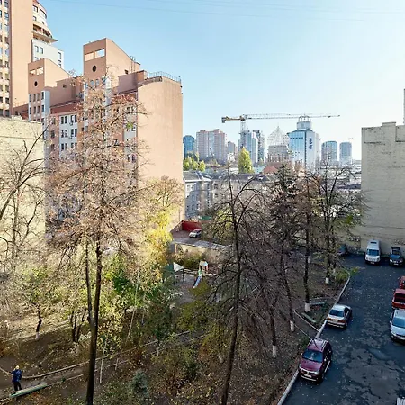 Apartments Center2: Manhattan City KPI with Parking Kyiv Exterior photo